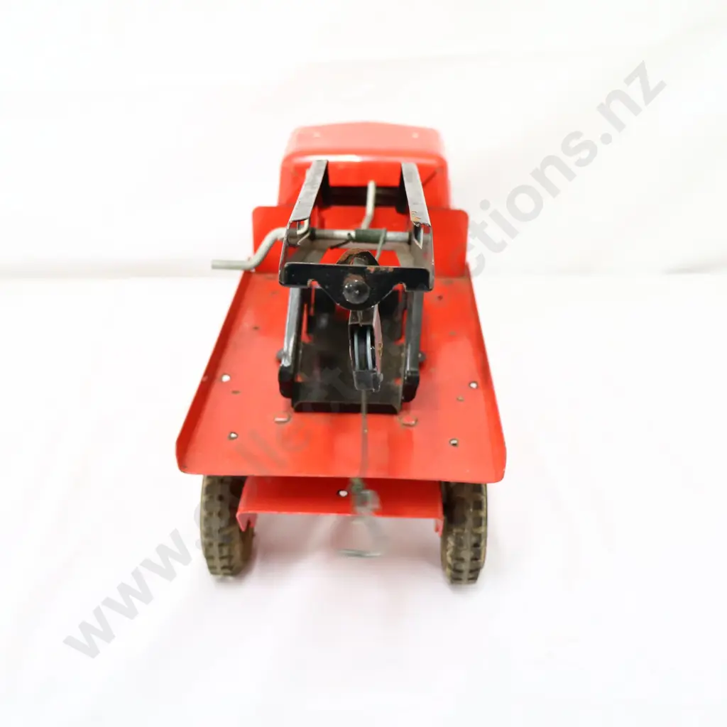 NZ Made Triang Tow Truck Image 1++