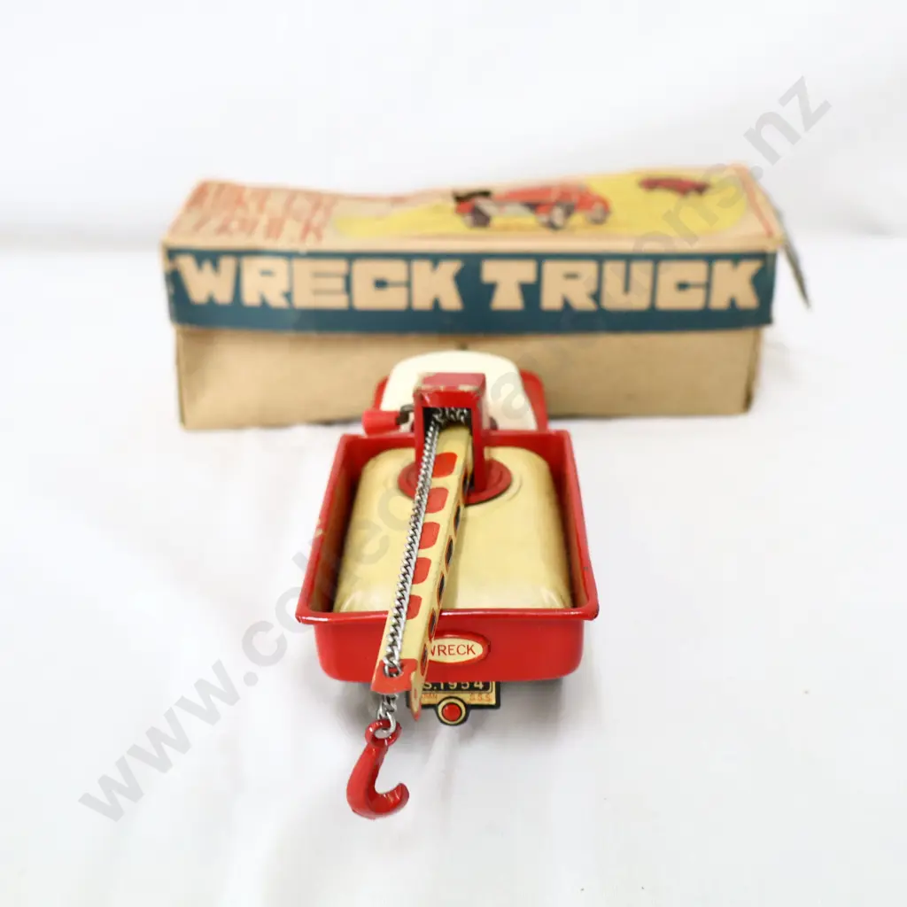 Boxed Japanese SSS Tow Truck Image 1++
