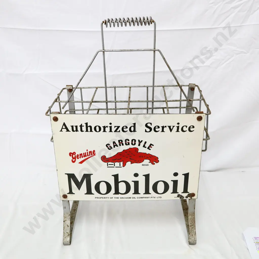 REPRODUCTION Mobil Oil 8 Bottle Bottle Rack Image 1++