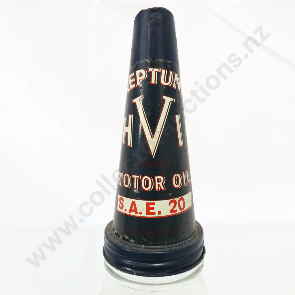 REPRODUCTION Neptune Oil Bottle Top On Quart Bottle Image 1++
