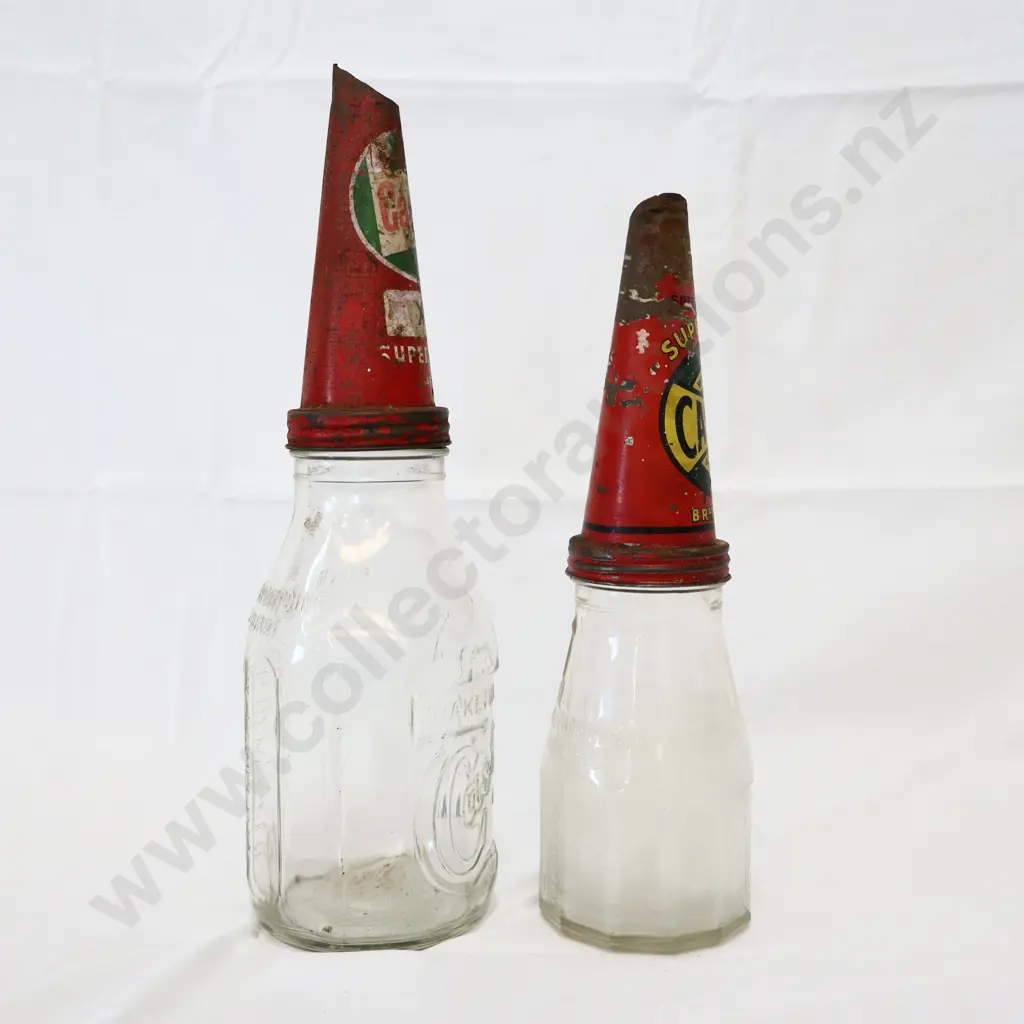 2 x Castrol Oil Bottes Pint and Quart With Tin Tops Image 1++