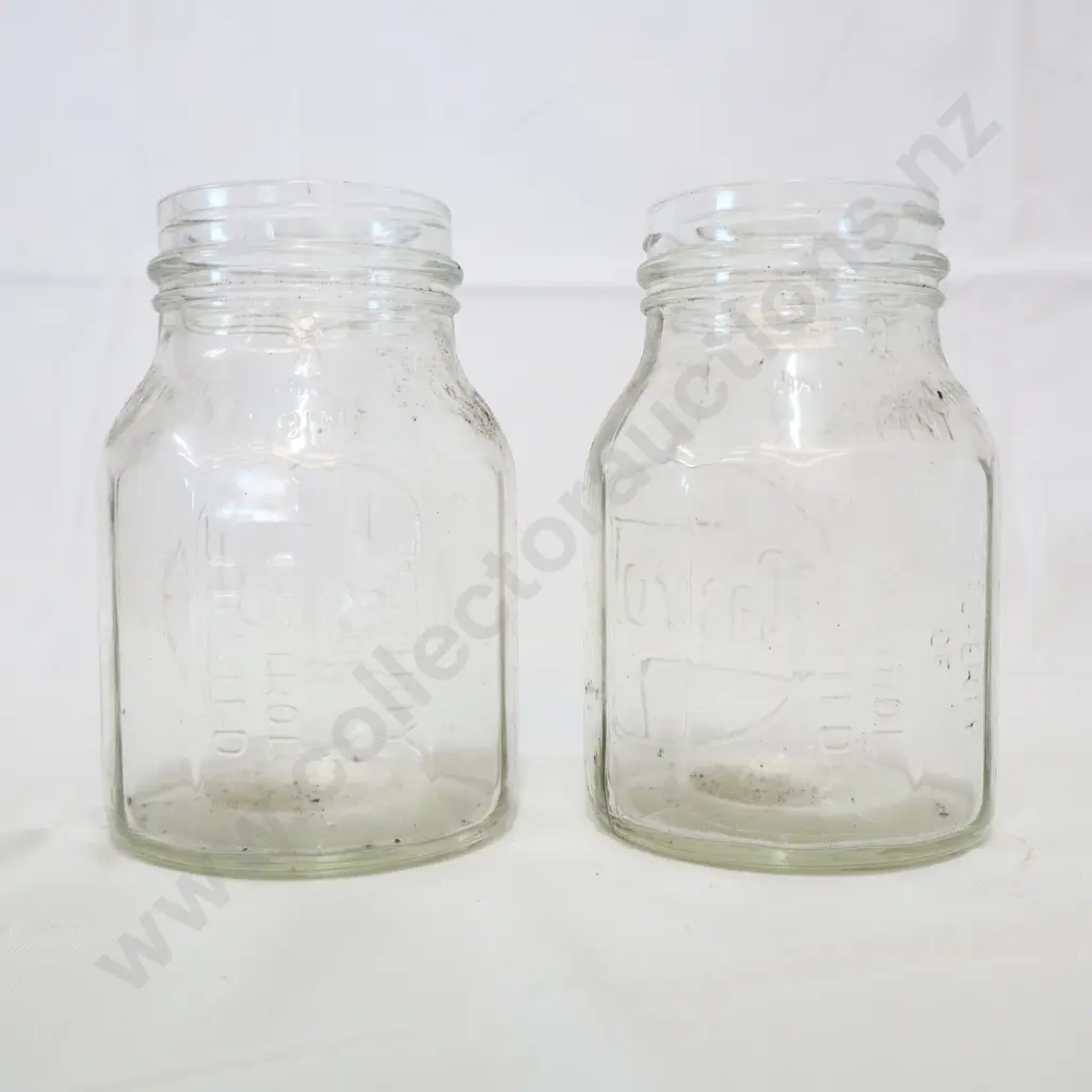 2 x Castrol Z Oil Bottles pints Image 1++