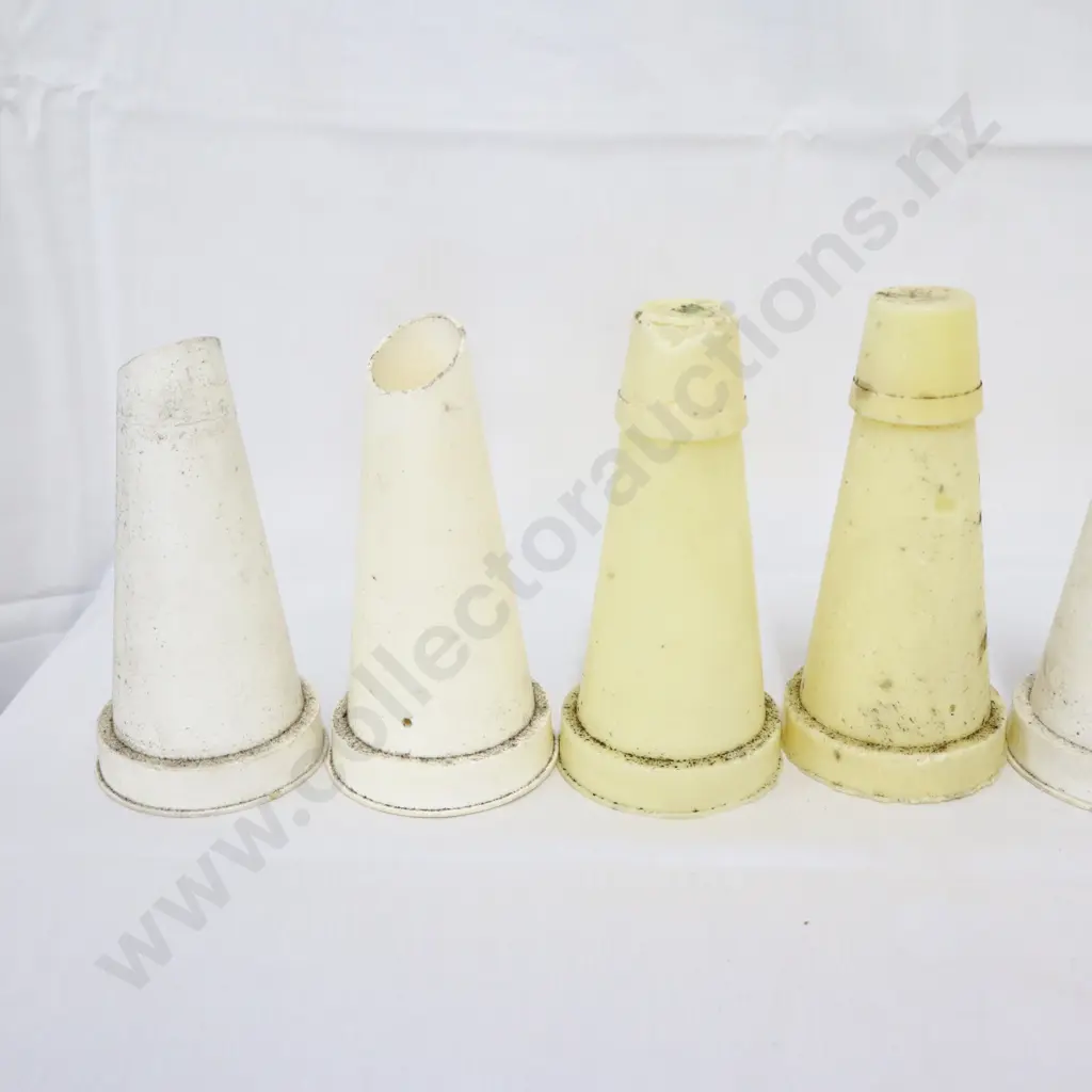 White Plastic Oil Bottle Tops x 9  Image 1++