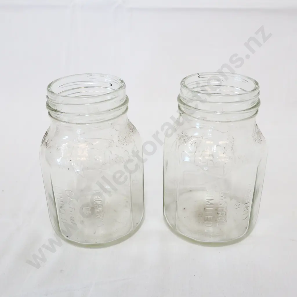 2 x Castrol Z Oil Bottles pints Image 1++