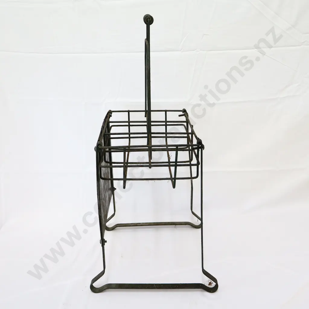 Mobil Oil 6 Bottle Rack (POSSIBLY REPRODUCTION) Stamped Neeco NZ Made?? Image 1++