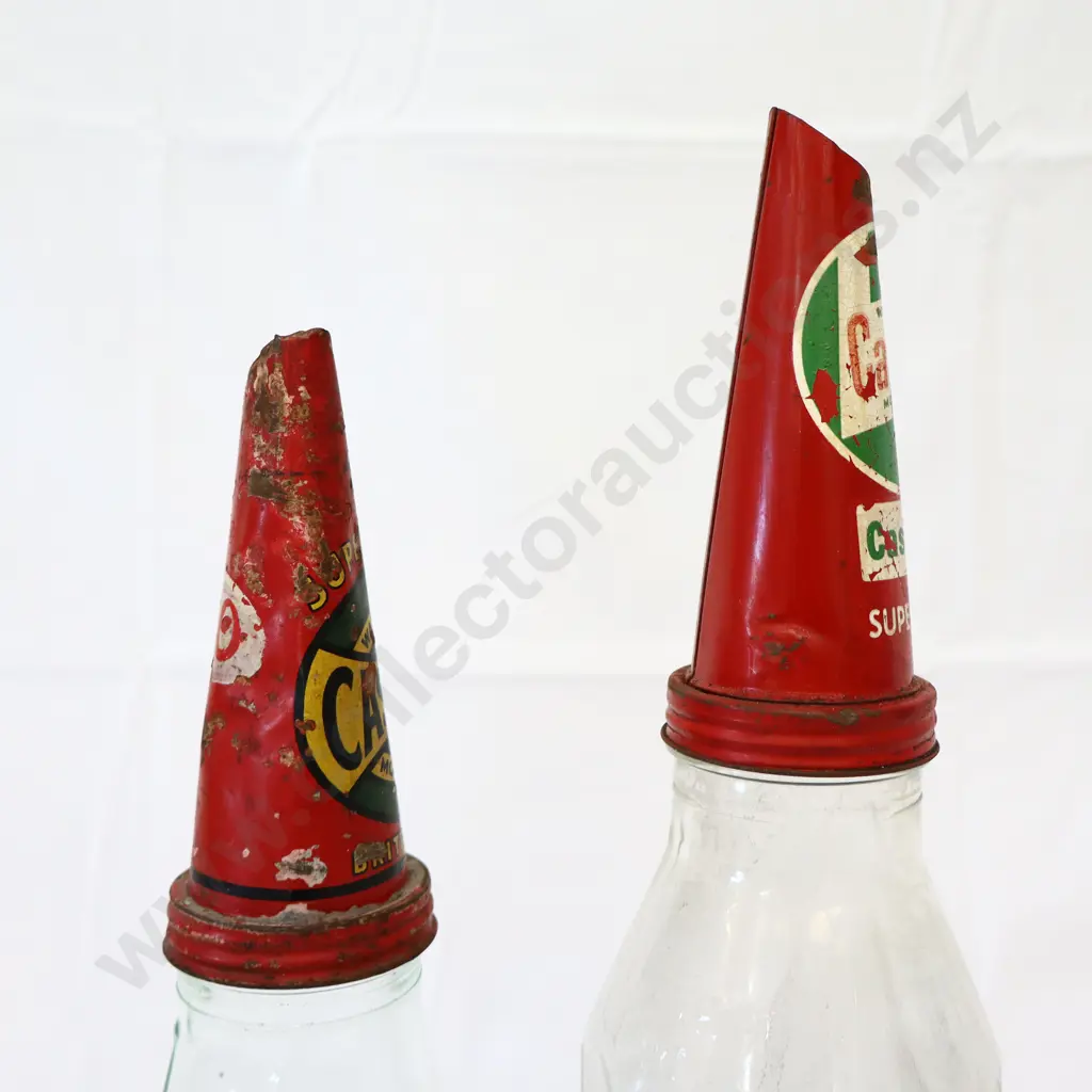 2 x Castrol Oil Bottes Pint and Quart With Tin Tops Image 1++