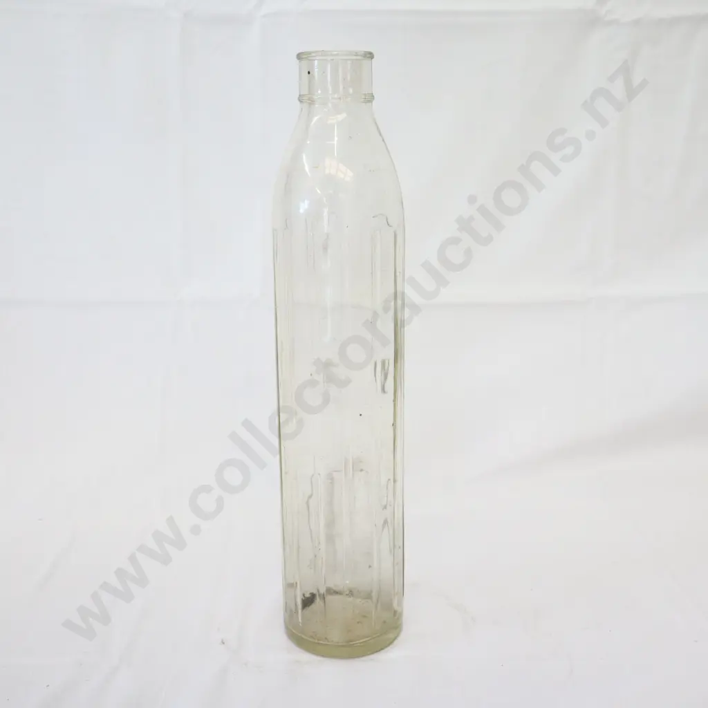 Shell Quart Oil Bottle Image 1++
