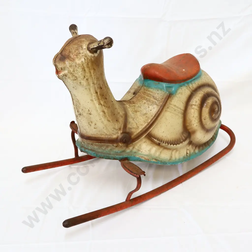Mobo Rocking Snail Image 1++