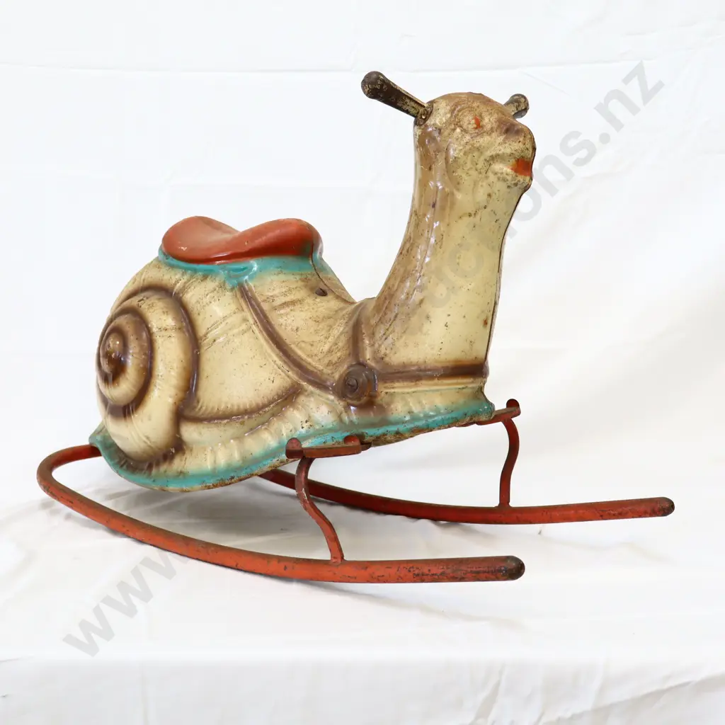 Mobo Rocking Snail Image 1++