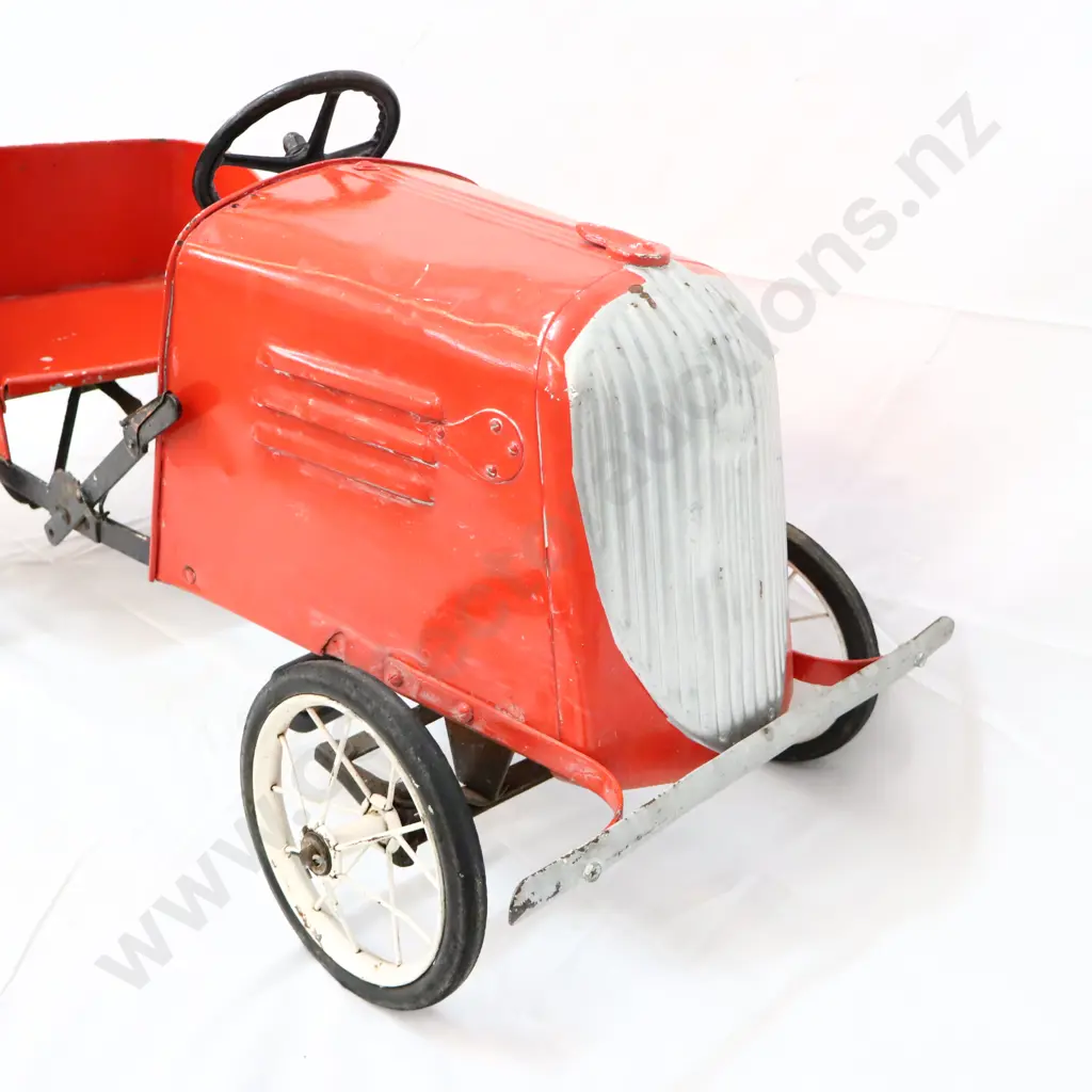 Cyclops Pedal Car  Image 1++