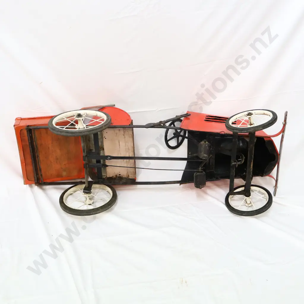 Cyclops Pedal Car  Image 1++