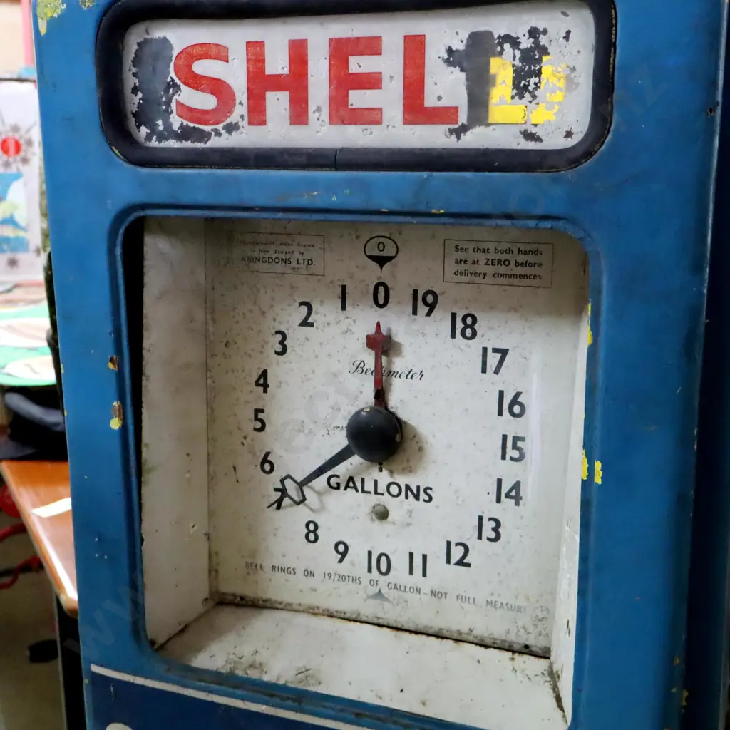 Shell Beckmeter Petrol Bowser - VERY STRAIGHT Image 1++