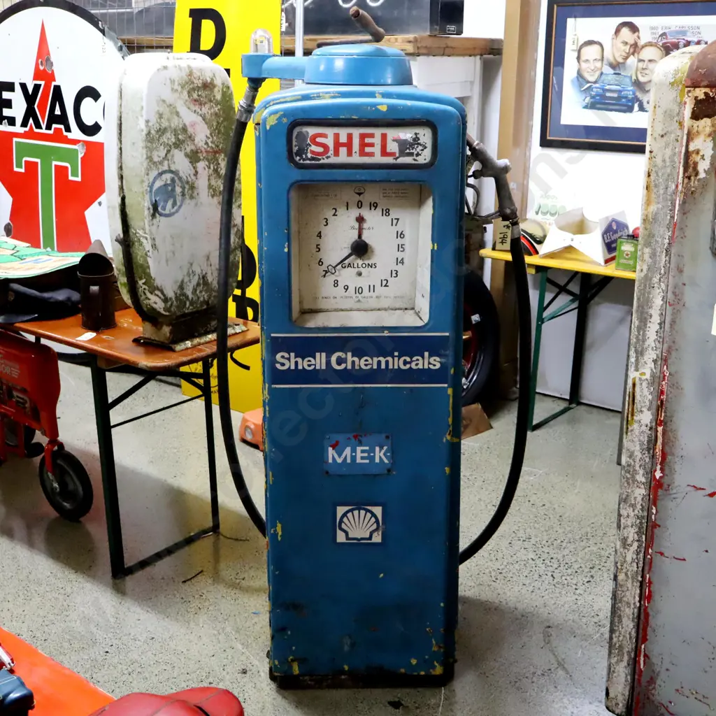Shell Beckmeter Petrol Bowser - VERY STRAIGHT Image 1++