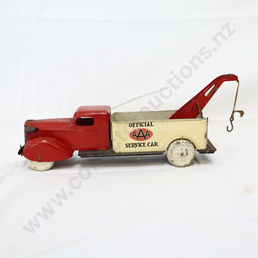 Official AAA Service Car Tow Truck Image 1++