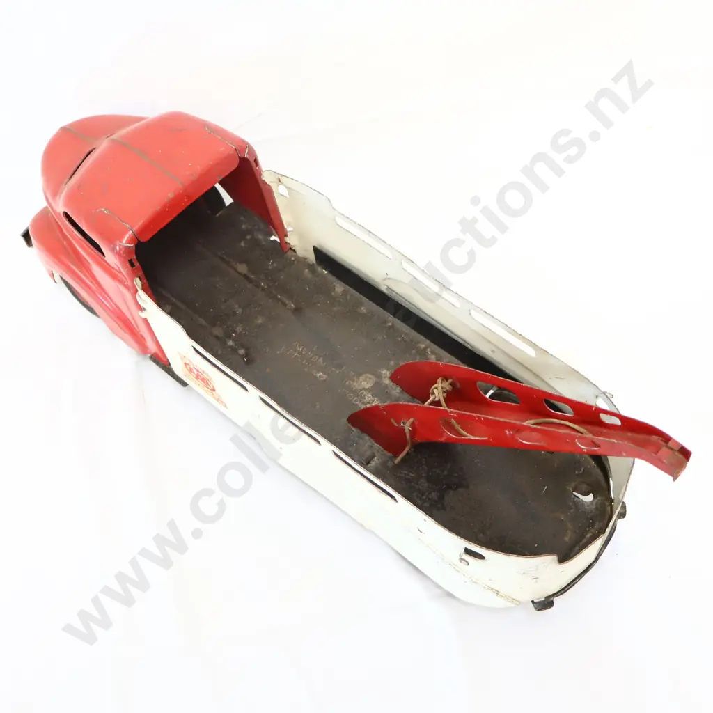 LARGE Official Service Streamlined Tow Truck Image 1++