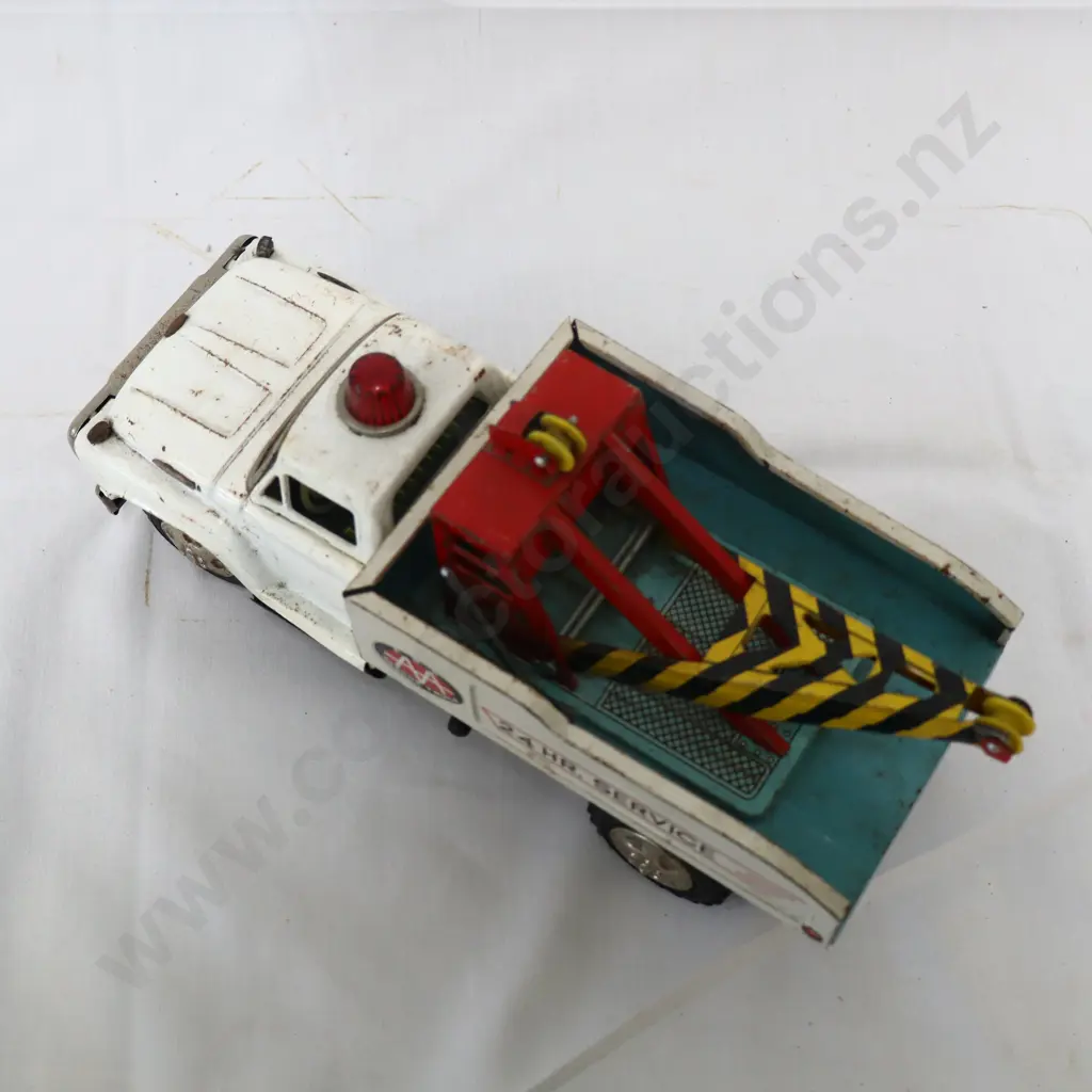 Tinplate AA 24 Hour Service Tow Truck Image 1++