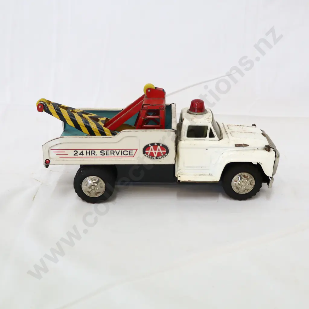 Tinplate AA 24 Hour Service Tow Truck Image 1++
