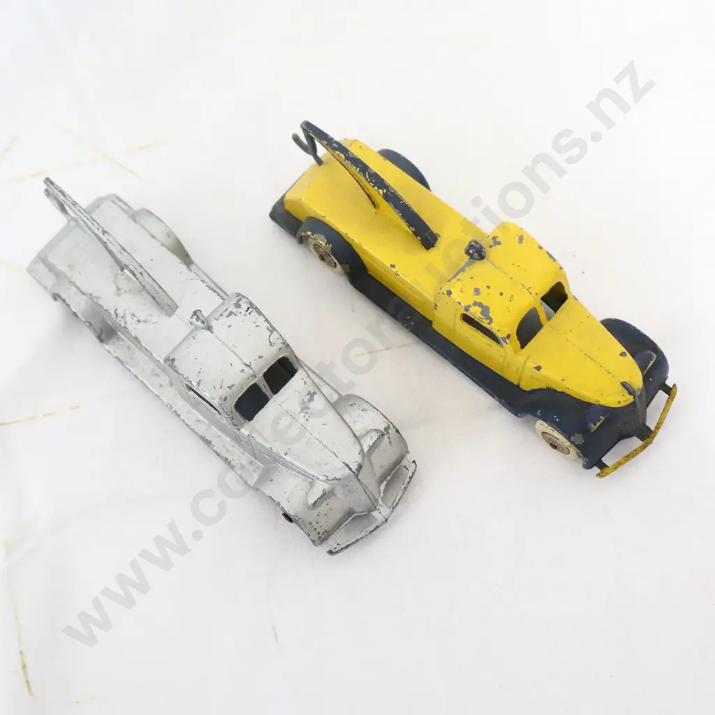 2 x Tootsie Toy Tow Trucks Image 1++