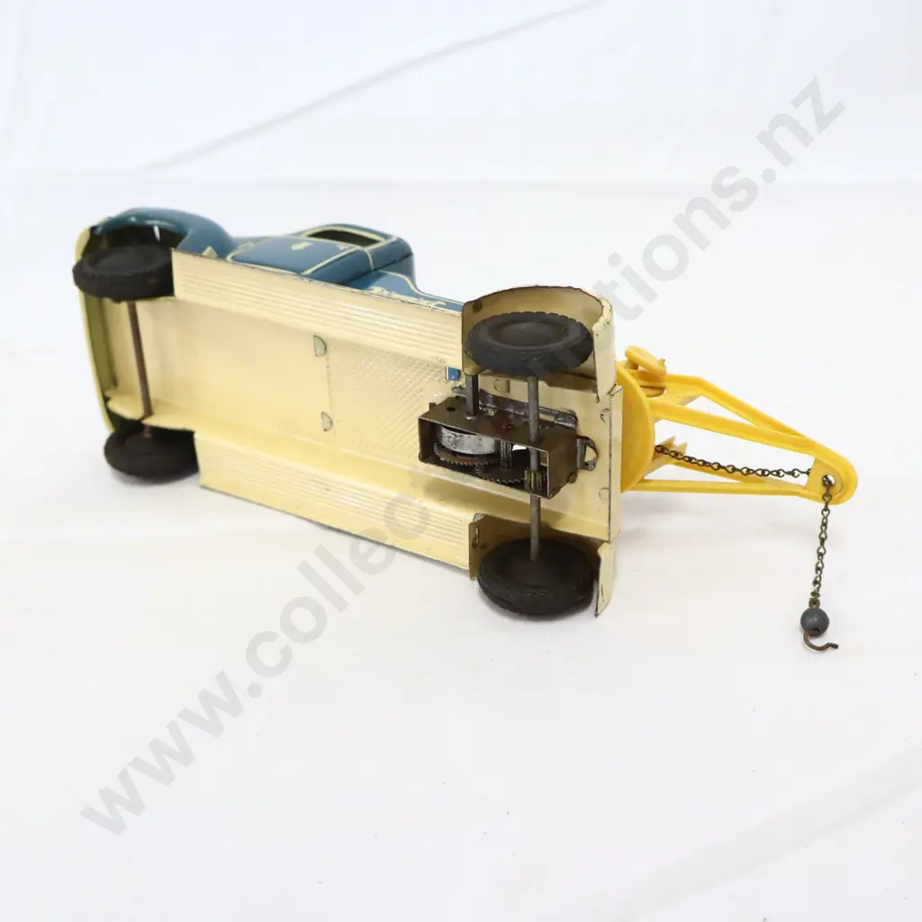 Tippco Tinplate Tow Truck Image 1++