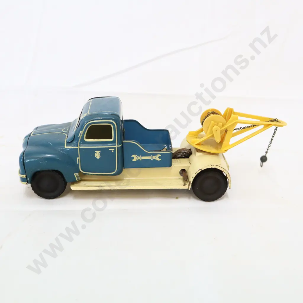 Tippco Tinplate Tow Truck Image 1++