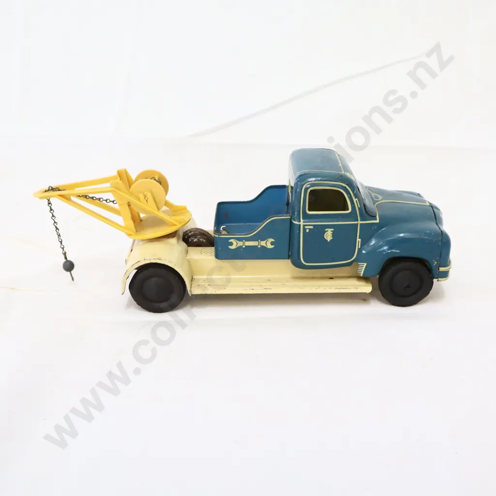 Tippco Tinplate Tow Truck Image 1++