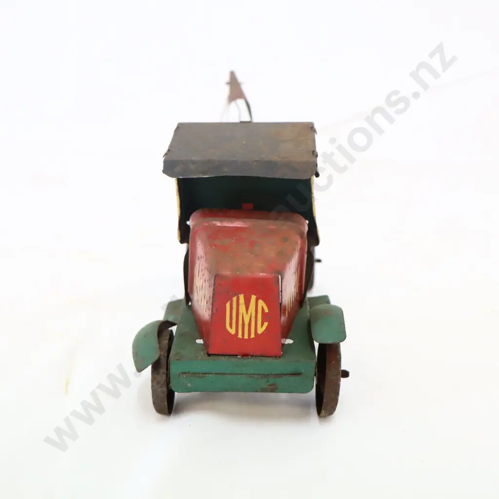 EARLY Boy And Co Tinplate Tow Truck Image 1++