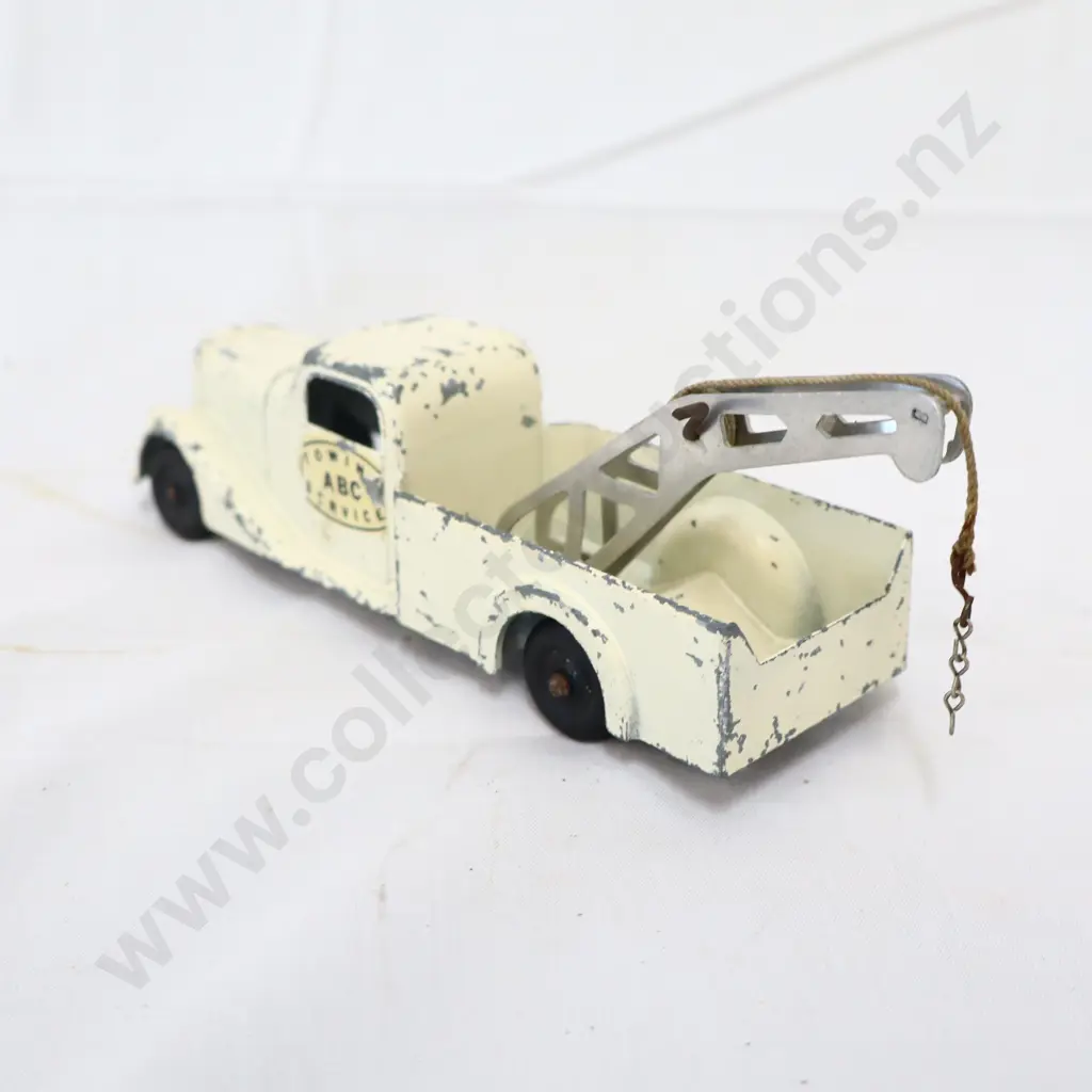 Metal Masters Co ABC Tow Truck Image 1++