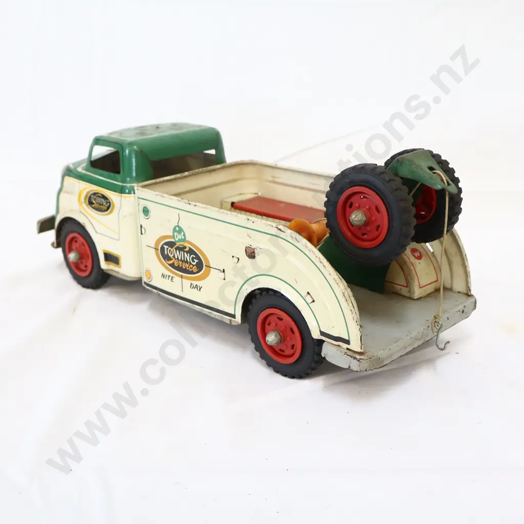 Wyandotte Dot Towing Service Tinplate Tow Truck Image 1++