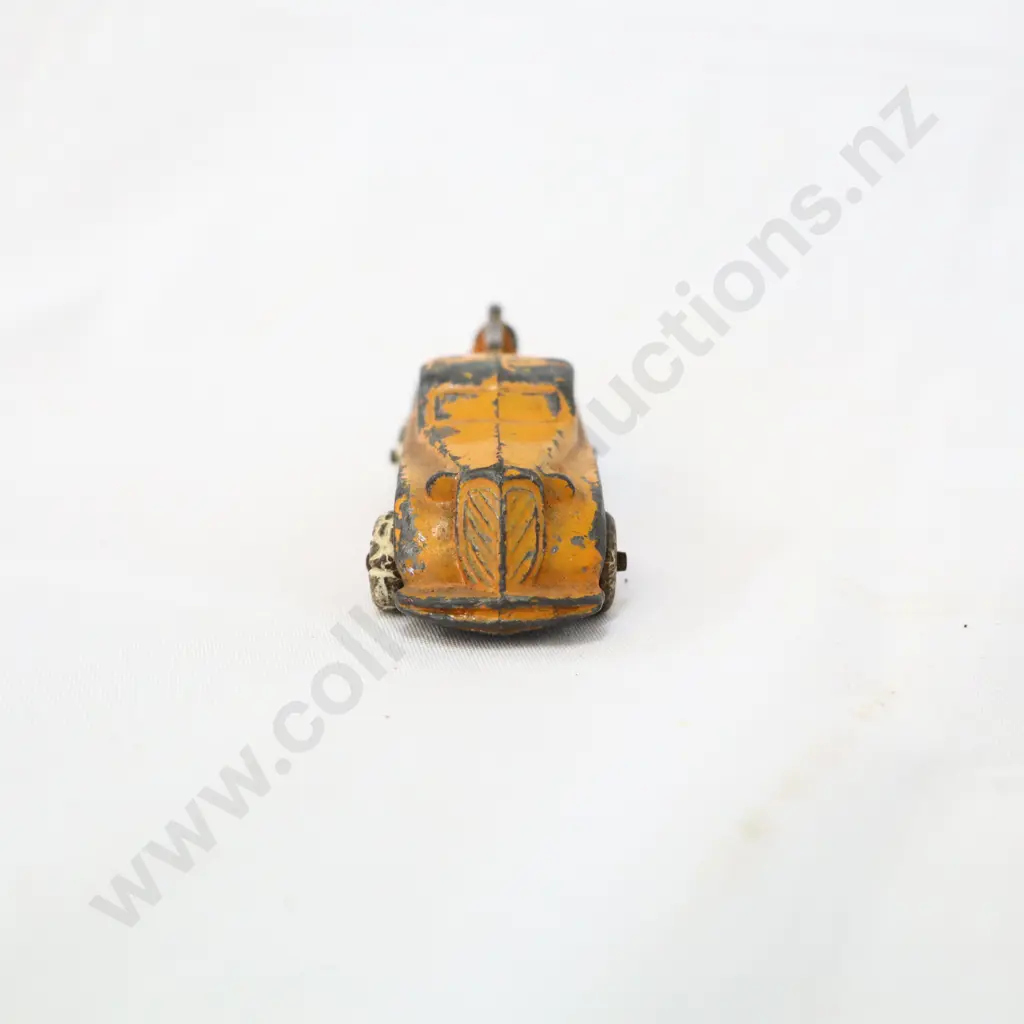 Orange Cast Iron Tow Truck Image 1++