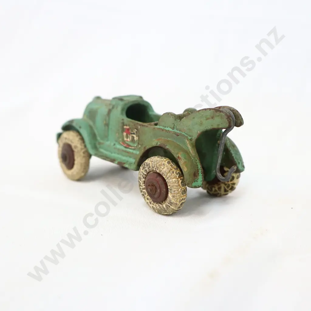 EARLY Cast Iron Open Top Tow Truck Image 1++
