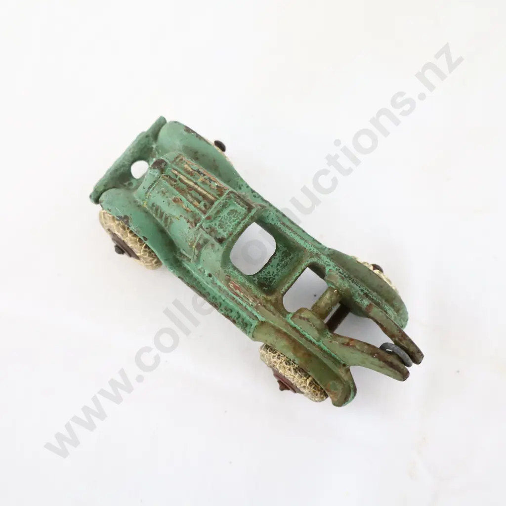 EARLY Cast Iron Open Top Tow Truck Image 1++