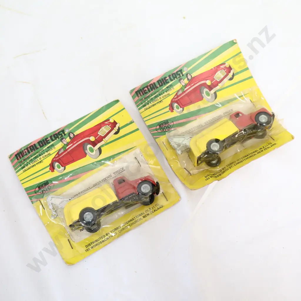 2 x NZ Made Micro Models in Original Packets Image 1++