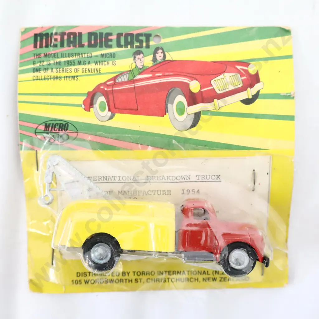 2 x NZ Made Micro Models in Original Packets Image 1++