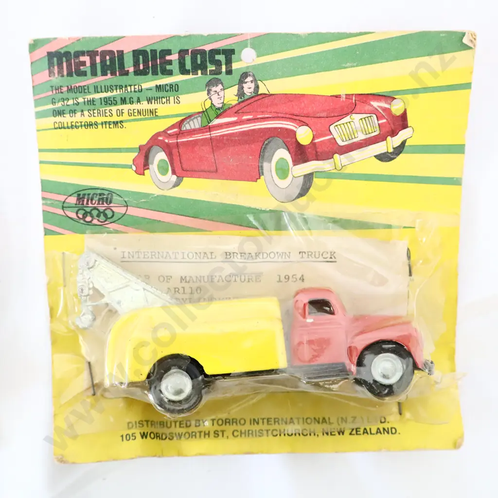 2 x NZ Made Micro Models in Original Packets Image 1++