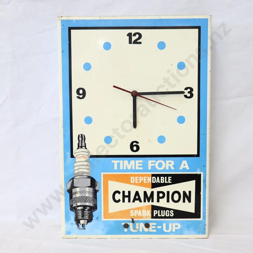 WORING Champion Spark Plugs Clock Image 1++