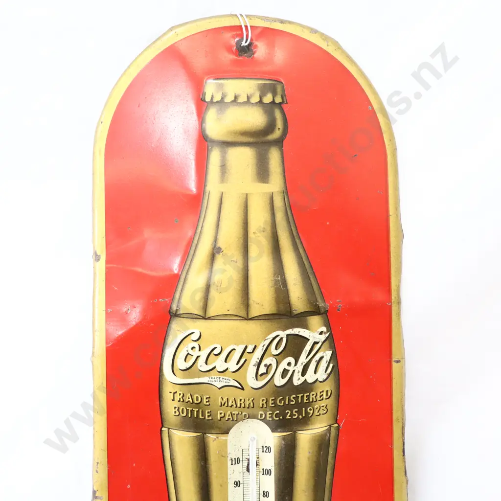 WORKING Early Coca Cola Thermometer Golden Bottle Image 1++