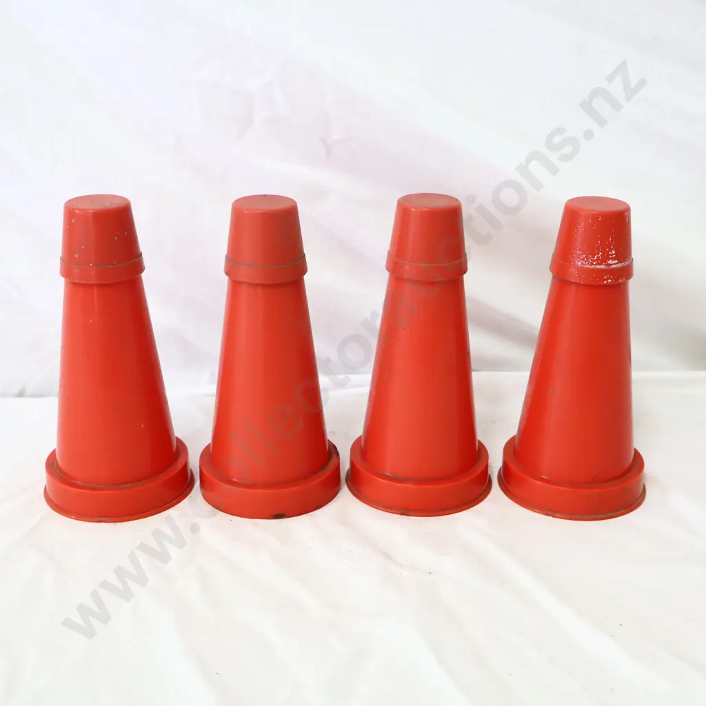BP Super Visco Static Oil Bottle Tops x 4 Image 1++