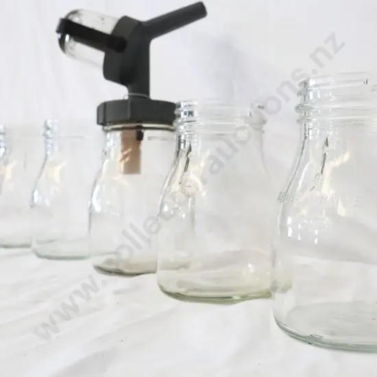 Oil Bottes Pints x 5