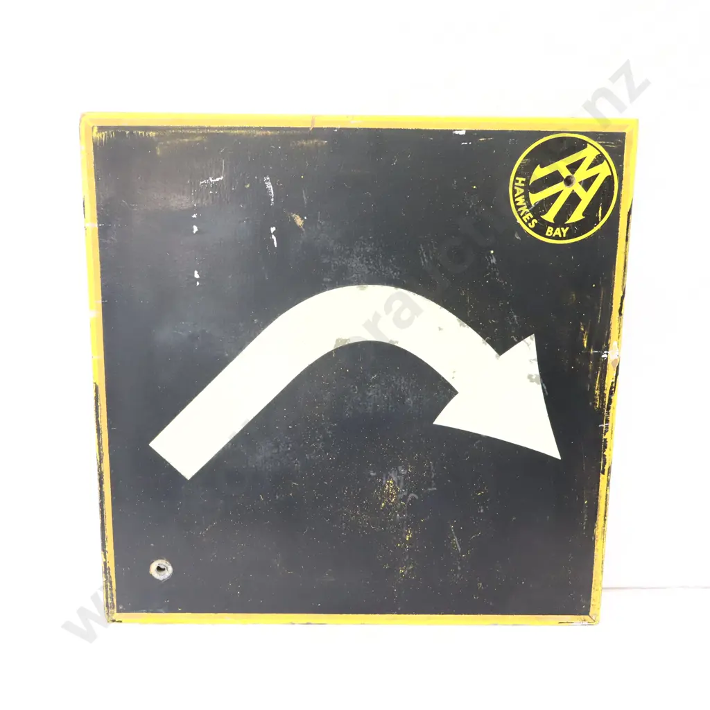 EARLY AA Hawkes Bay Road Sign Image 1++