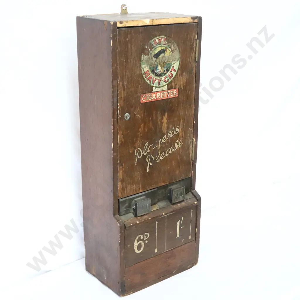 Player's Navy Cut Cigarette Vending Machine Image 1++