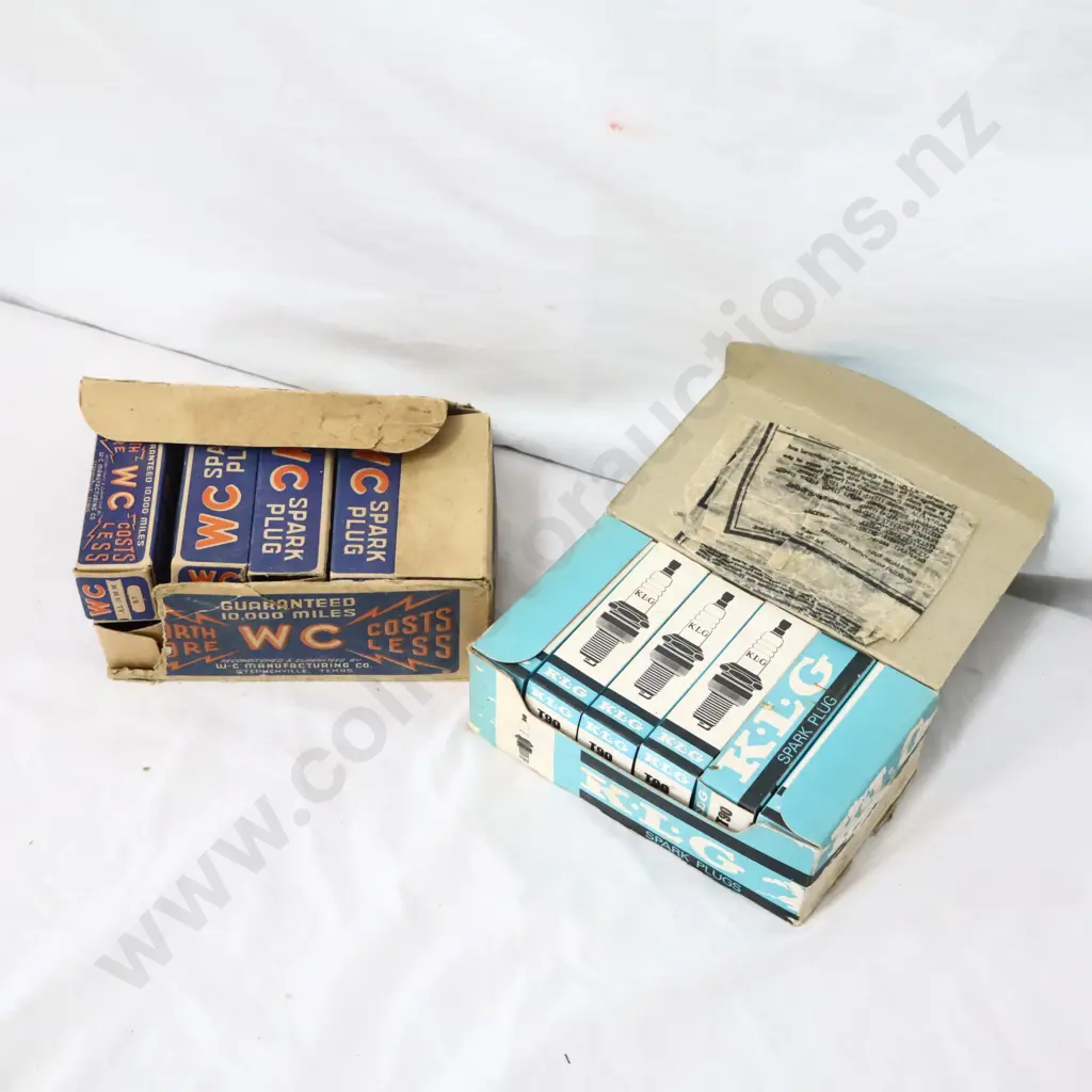 NEW OLD STOCK KLG and WC Spark Plugs Image 1++