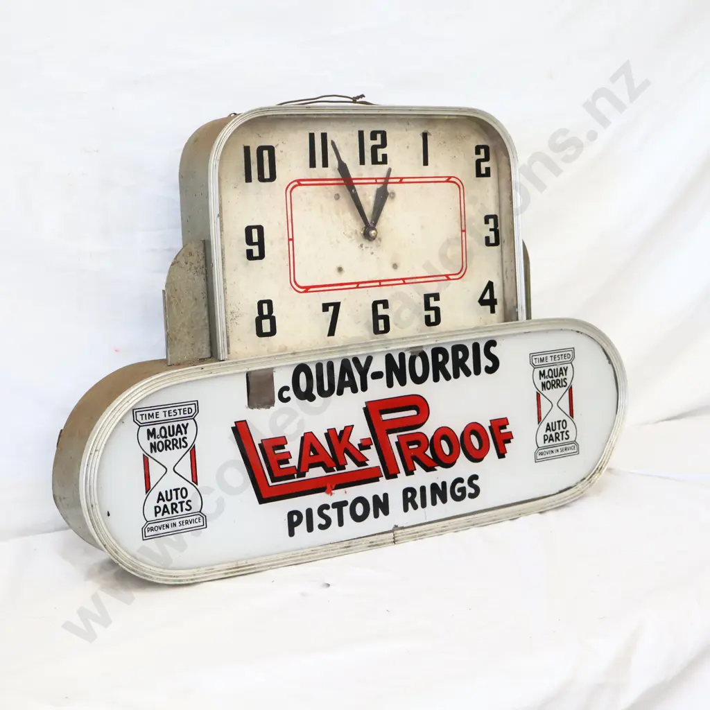 WORKING Mcquay Norris Light Up Advertising Clock Image 1++