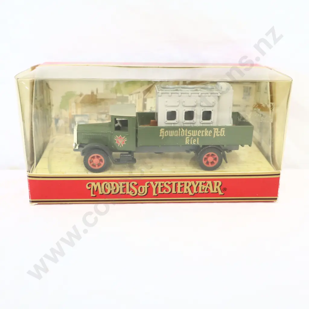 Matchbox models of yesteryear Y41 1932 Mercedes Benz L5  scale 1: 69  Image 1++