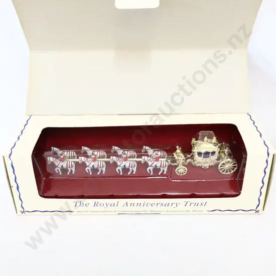 Matchbox  models of yesteryear Her Majestys Gold State Coach 