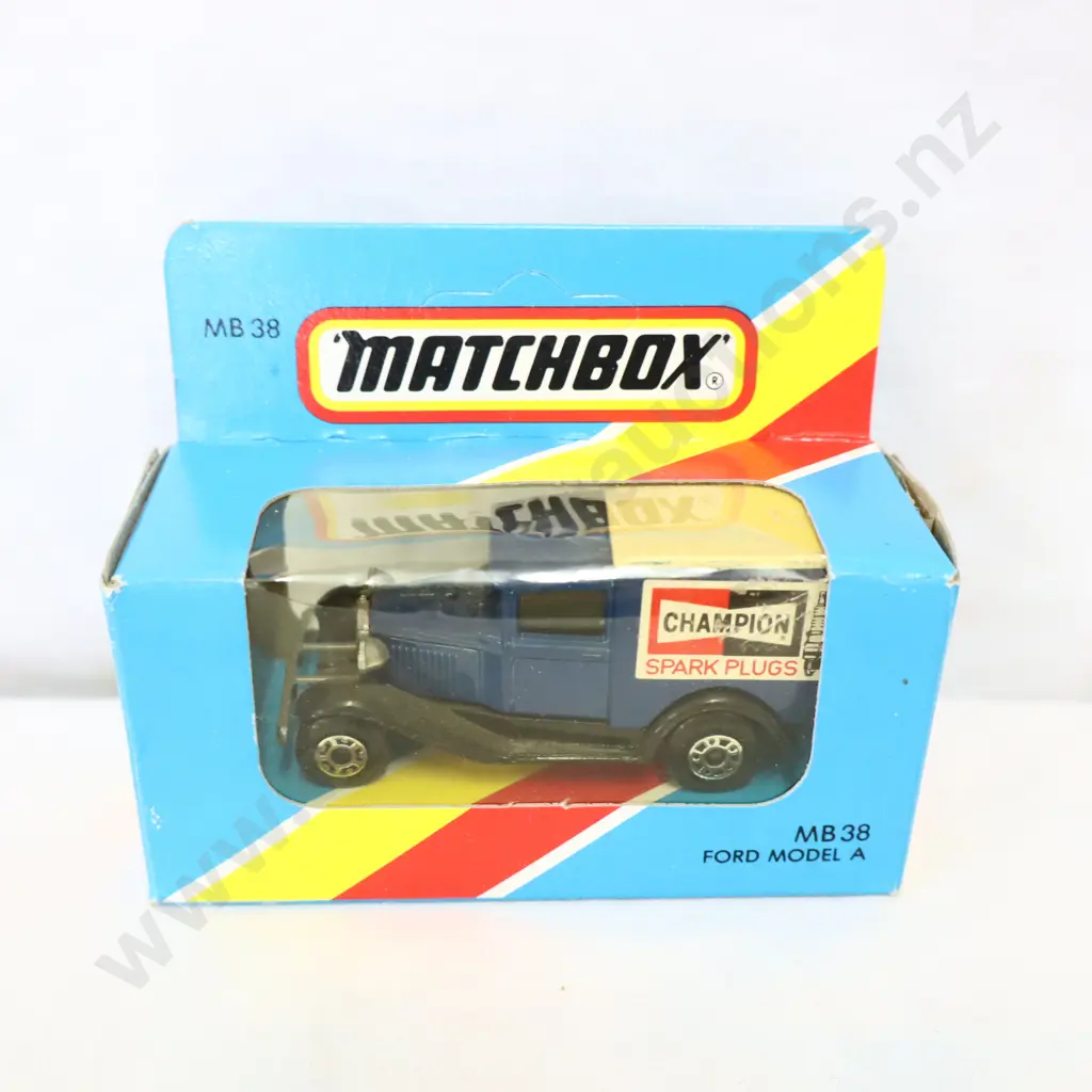 Matchbox Champion spark plugs MB38 Ford Model A  Image 1++