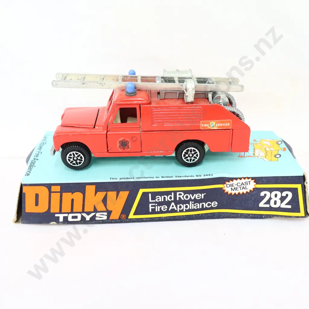 Dinky Land Rover Fire Appliance 282  Image 1++