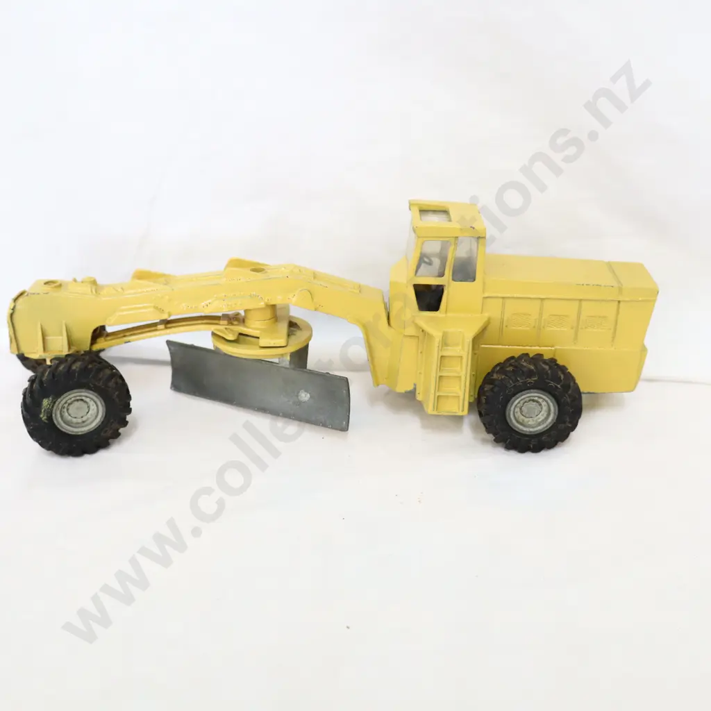 Dinky   Road Grader  Image 1++