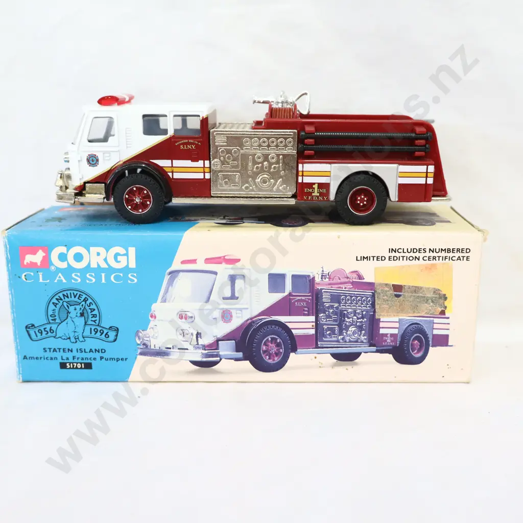 Corgi Classics  40th Anniversary  American La Fance Pumper  51701 Image 1++