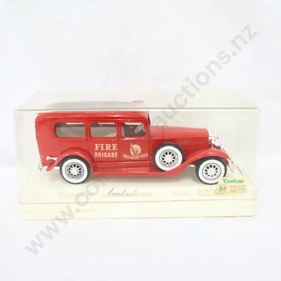 Solido Age d'or  Cadillac Ambulance  4038 