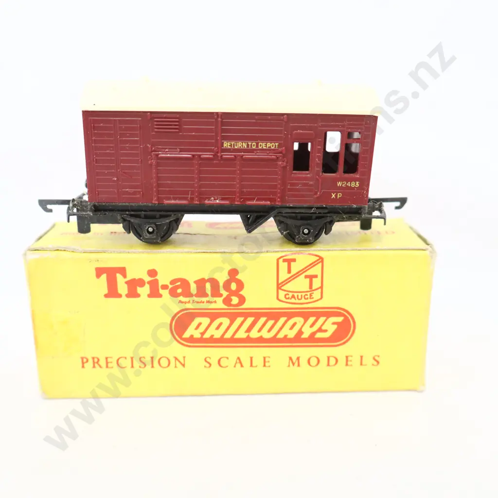 Tri-ang  T-78  Horse Box  Image 1++